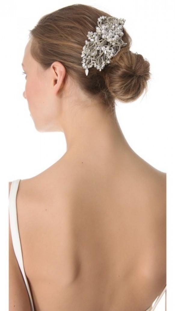 Updo Hair Model Wedding Accessories Ideas 1919557 Weddbook