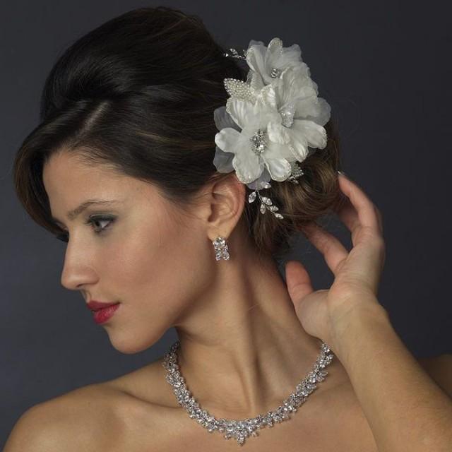 Nwt Ivory Triple Flower Wedding Hair Comb With Diamante Rhinestones And Pearls 2045625 Weddbook 