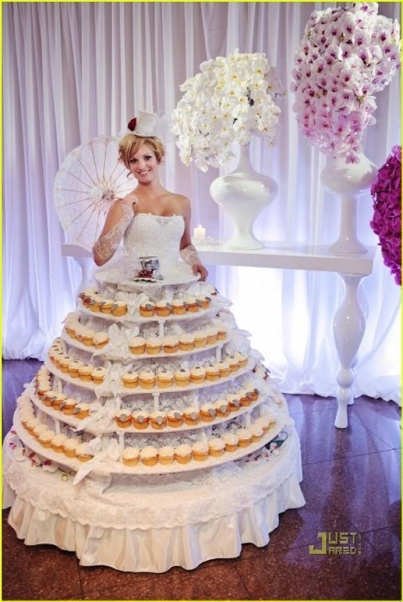 Cake - Weddings : Parties #1943826 - Weddbook